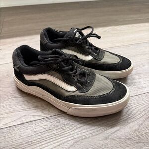 Vans Men's Black and Gray Sneakers